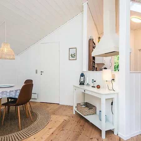 5 Person In Dom wakacyjny