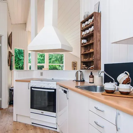 5 Person In * Ansager