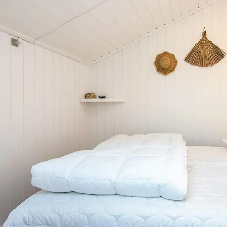 5 Person In * Ansager