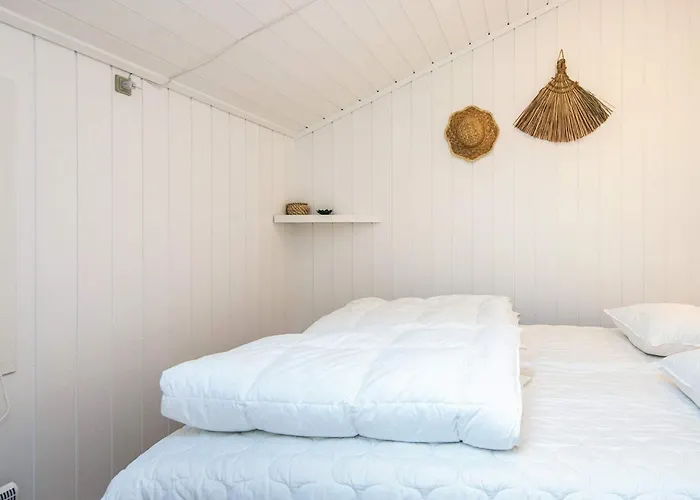 5 Person In * Ansager